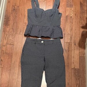 GUESS POLKA DOT Navy Blue ankle length fitted pant and cropped peplum top. M/L